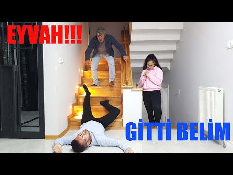 BABAMA MERDİVENDEN DÜŞTÜM ŞAKASI YAPTIK / KORKUDAN DUDAĞI UÇUKLADI ( PRANK )