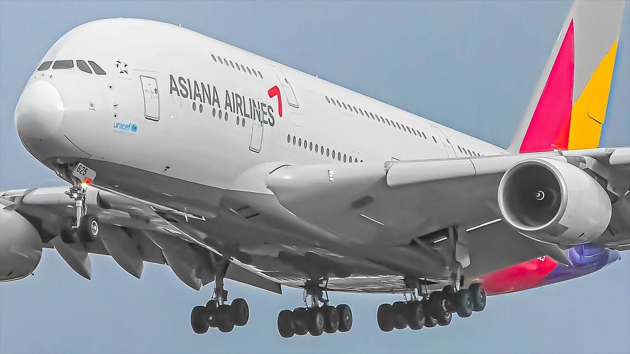 20 MINS of Plane Watching | Airbus A380 Compilation Special ✈️