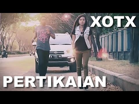 XOTX - Pertikaian