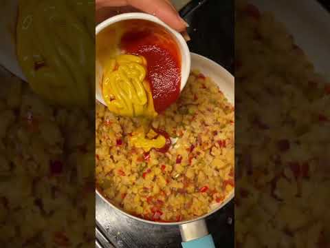 HOW TO MAKE CHEESEBURGER EGG ROLLS
