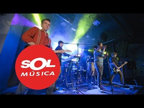 Los Amigos Invisibles 'Corazón Tatú' (A Solas Sol Música 2014)