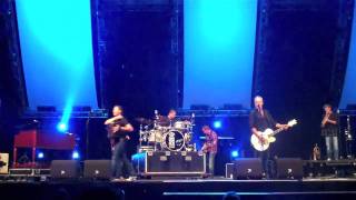 Intro verrassingsconcert Rowwen Hèze - Henk is enne lollige vent