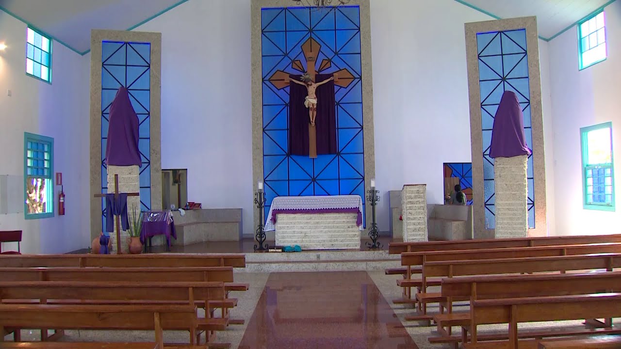 Descubra o significado de se cobrir imagens sacras durante Quaresma