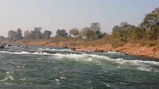 preview picture of video 'ORCHHA RIVER RAFTING'