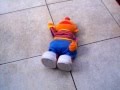 Ernie Is Laughing And Dancing His Behind Off Ernie Ligt In Een Deuk Zonder Bert Sesamstraat