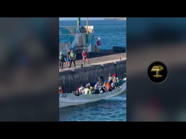 Dos cayucos con 242 inmigrantes ilegales llegan a El Hierro