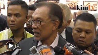 Download lagu 'Yang kamu sibuk apasal, apa masalahnya?', Anwar melenting mp3
