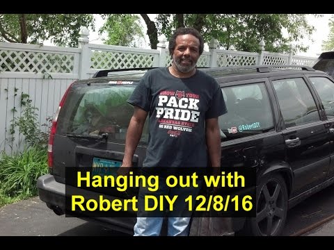 Building up the replacement engine on Queen Bee, Yellow Volvo 850 T-5R - HOWR