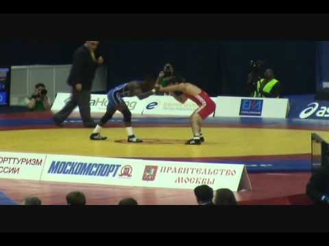 2010 WORLDS: Obe Blanc (USA) dec. Sezar Akgul (TUR), 55 kg FS