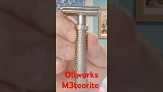 Oliworks M3teorite Razor
