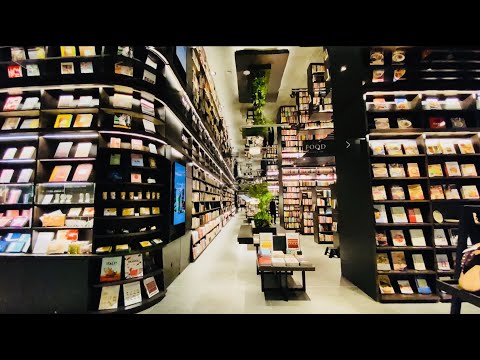 [4K Walk] Visualização da 'livraria mais bonita' do Japão, Tsutaya Books, será inaugurada na PBJ (Malásia)