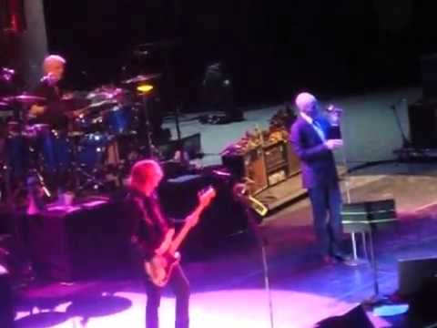 R.E.M. - Théâtre Antique de Fourvière (Lyon) - Mardi 08 Juillet 2008