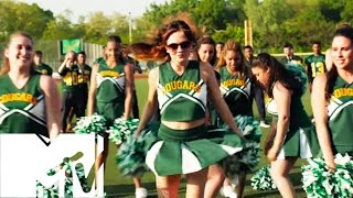 NERVE MOVIE Emma Roberts BUTT FLASH DARE Exclusive Clip! | MTV Movies
