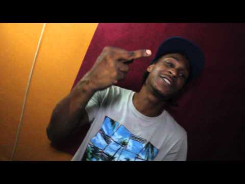 #12 • Ayrton - PUFFPUFFPASS