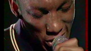 Tricky - Suffocated Love (live on Later... with Jools Holland,1996)