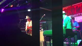 Eric Lindell - Lay Back Down - Skippers 09.15.18