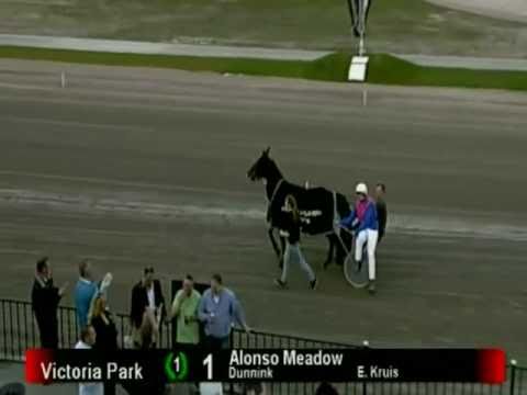 Victoria Park - lfhbbrs serie2 Gerrit Dunnink & Alonso Meadow - Wolvega 2 apr. 2011