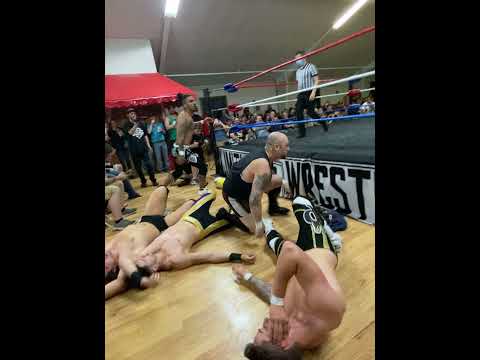 alexander lee with a prestigious jump at limitless wrestling