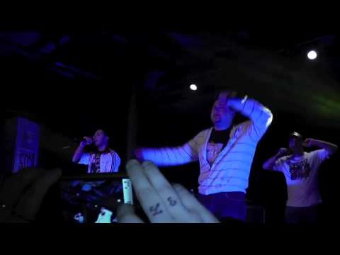 BLEBLA APERTURA LIVE J-AX - " TI PIGLIA BENE FEAT. AMARO GT "