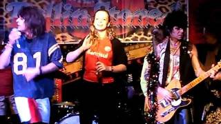 THE ROLLIN' STONED PLAY HONKY TONK WOMAN