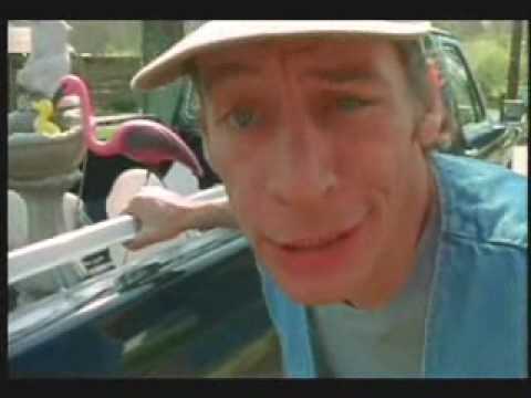 Ernest in 'Objecto De Arto'