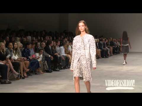 Calvin Klein Collection Spring/Summer 2014 - Videofashion