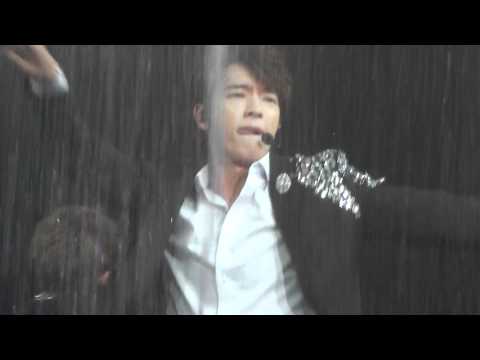 120520 SMTOWN in LA -----Don't Don part② focus DongHae