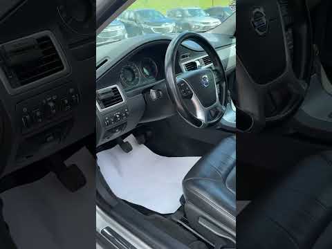 фото volvo v70 iii 0