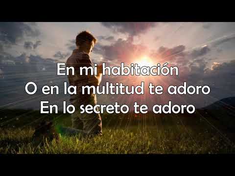 En lo secreto - Emir Sensini Letra