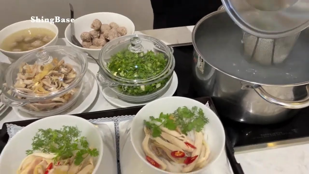 Vietnam Airlines Business Class Lounge (International) thumbnail