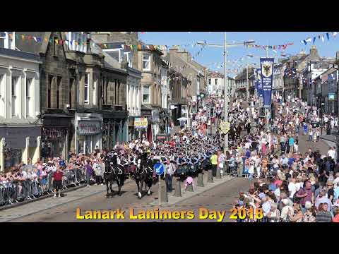 Massed Pipes & Drums- Scotland The Brave