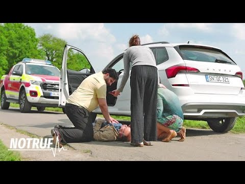 "DAS erleben wir NICHT JEDEN TAG!" Reanimation MITTEN AUF DER STRAßE! | NOTRUF