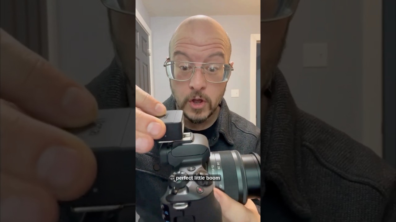Checking out the #Ulanzi Spark Lite Flashlight SL01 & SL02