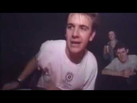Laurent Garnier @ The Hacienda, Manchester (actually it seems to be Kaos at Leeds Polytechnic 1990.)