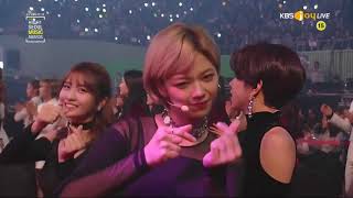 [cut] SECHSKIES Couple - 2017 Seoul Music Award