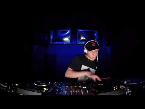 The Blue Oyster: Borees! / 13.11 / 20 - 21