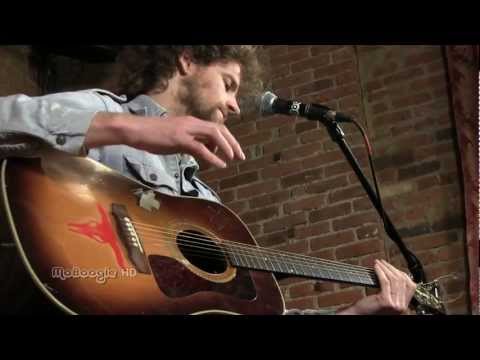 DISPATCH'S CHADWICK STOKES - All My Possessions - acoustic MoBoogie Loft Session