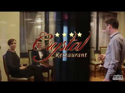 Momente de Crystal: Clipele dinaintea petrcereii