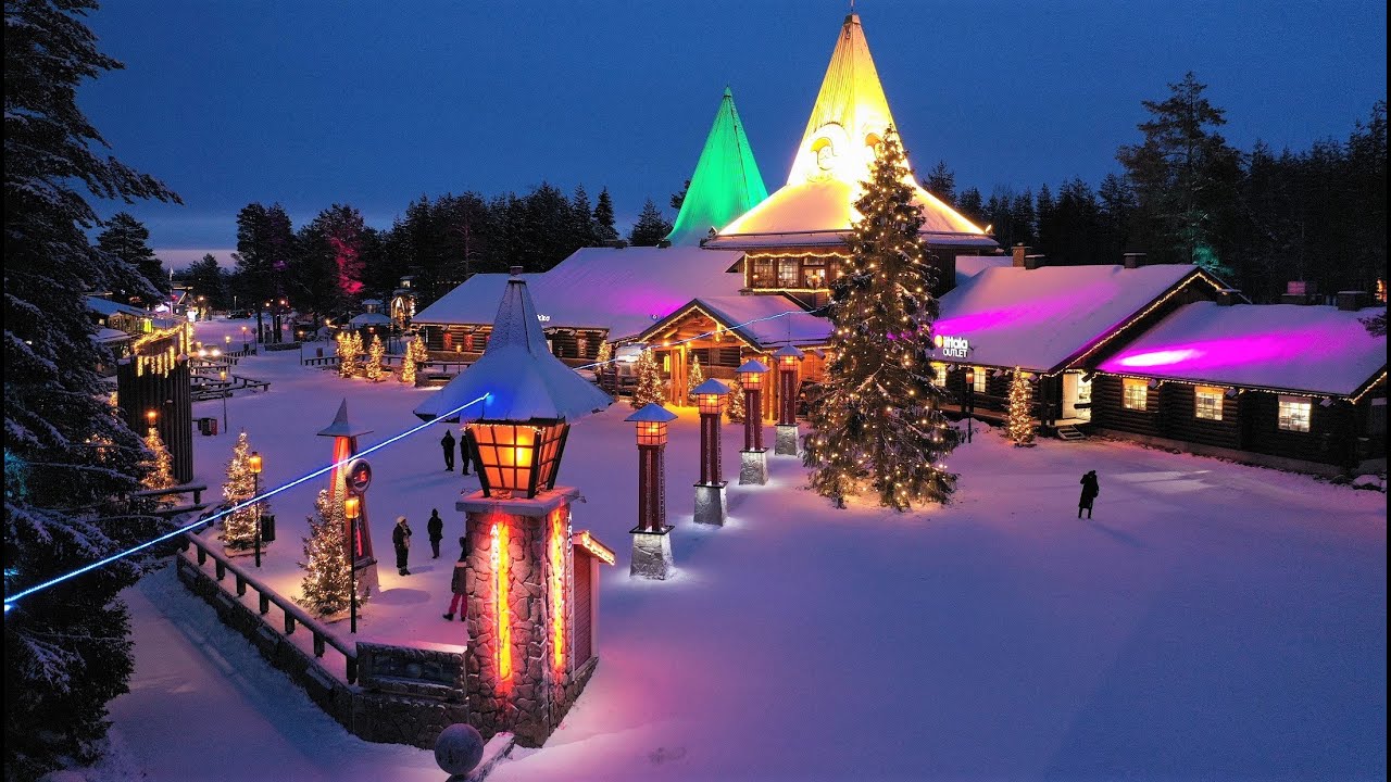 El Pueblo Papá Noel Santa Claus Laponia Finlandia antes de Navidad: mensaje Feliz Navidad Rovaniemi