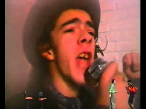 PUPPA LESLIE & RAMSES SAÏ SAÏ