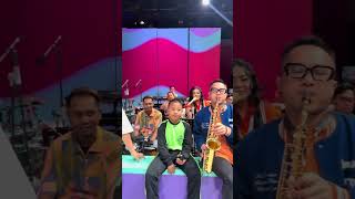Download lagu Sound test with real trumpets mp3