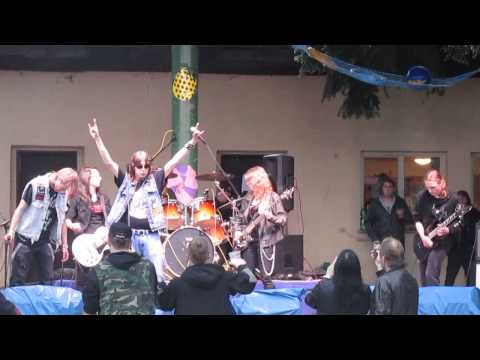 Darkwall - Darkwall- Touha krále ( Majáles Plasy 2014)