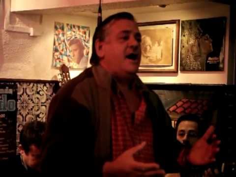 Fado, Gil Costa, "É Natal"