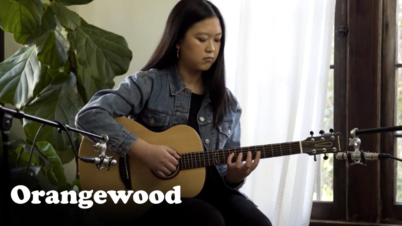Orangewood | Oliver Jr. Spruce | Acoustic Guitar Demo ft. Tiana Ohara - YouTube