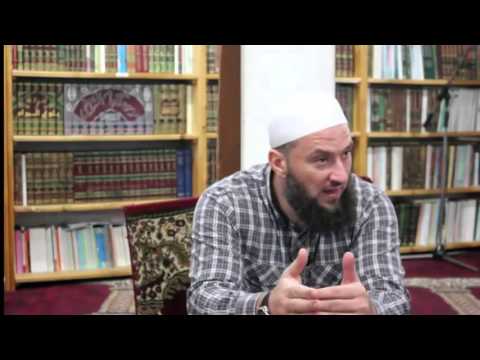 Musliman koji živi sa Kur'anom Hfz. Almir Kapić