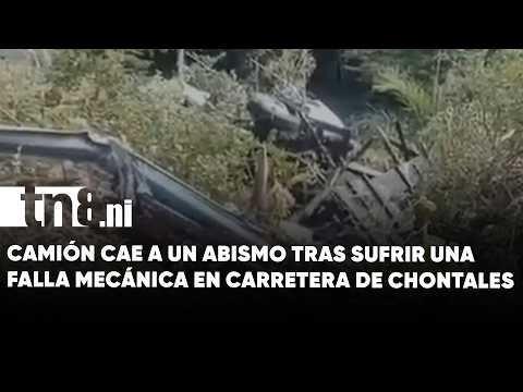 Conductor resultó lesionado tras vuelco de camión en Comalapa, Chontales