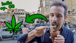 É assim que eles ficam CHAPADOS NA ÍNDIA... Legalmente