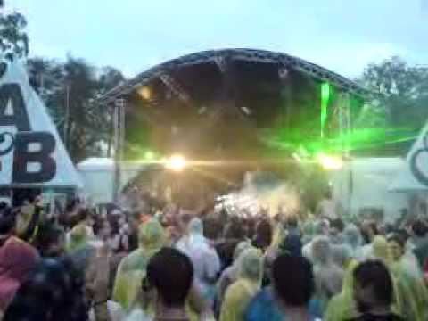 Above & Beyond @ Future Music Festival 2010 Melbourne