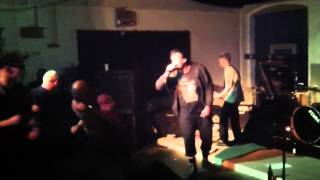 Die Wut (Deutschpunk Gelsenkirchen) Punk Live @ Hof 2015