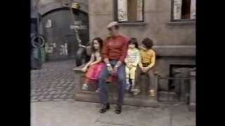 Classic Sesame Street: Harry Belafonte sings &quot;Moyet&quot;